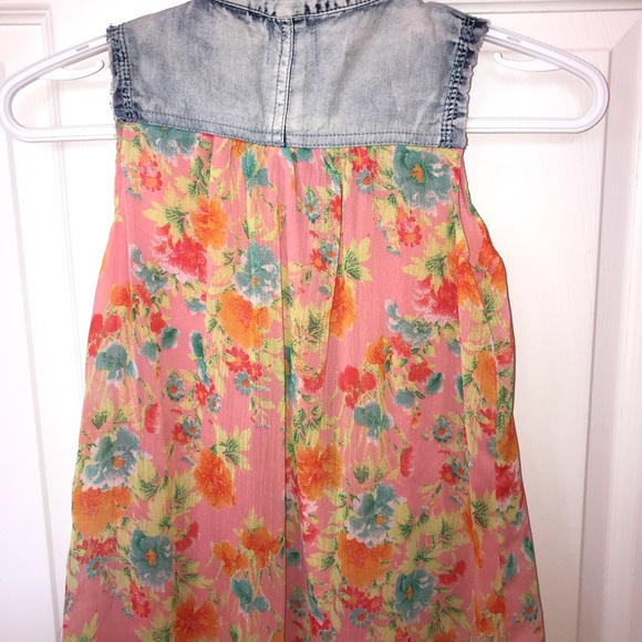 A floral blouse tank top blouse for kids! - Picture 3 of 3